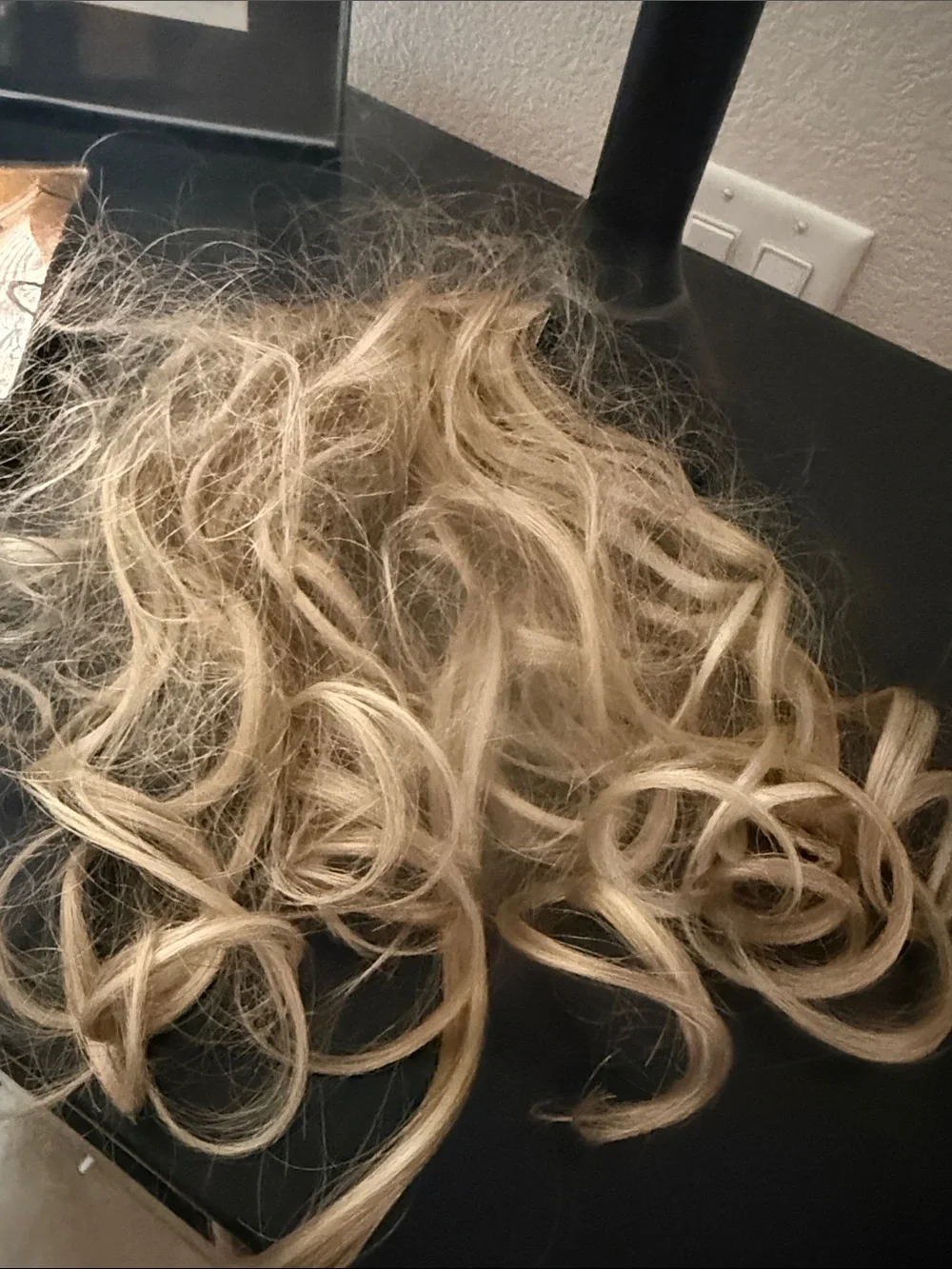 N/A soft blonde